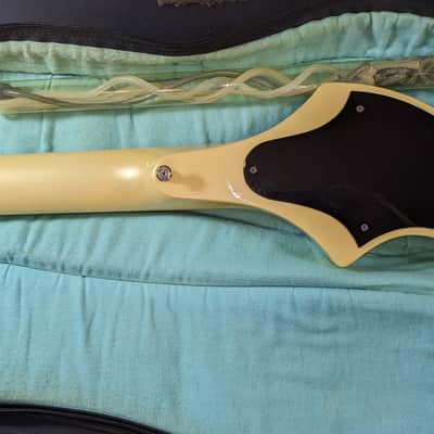 GUILD ASHBORY BASS, 1986 (very early first year production) - VINTAGE WHITE SPARKLE with Pickup Cover, original gig bag/case, 2 owners, virtually Mint condition image 9