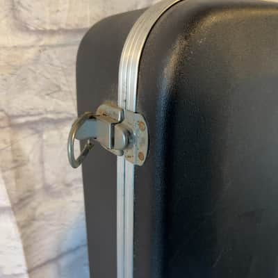 SKB 30  Acoustic Guitar Hard Case image 3