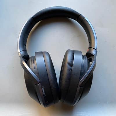 Sony WH-1000XM2 Wireless Noise Canceling Headphones image 4