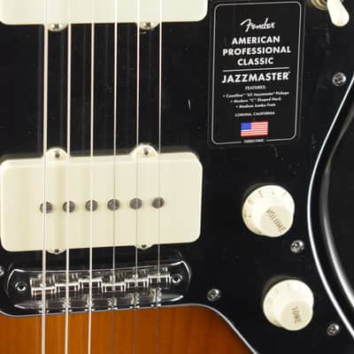 Mint Fender American Professional Classic Jazzmaster 3-Color Sunburst Rosewood Fingerboard image 4