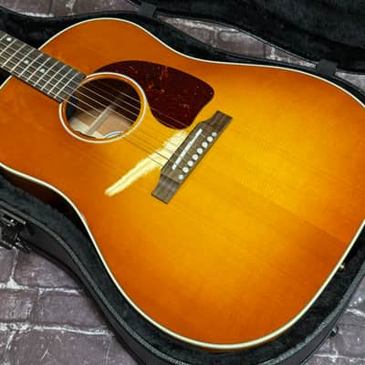 Gibson J-45 Standard Heritage Cherry Sunburst New Unplayed Auth Dlr 4lbs10oz #160 image 2