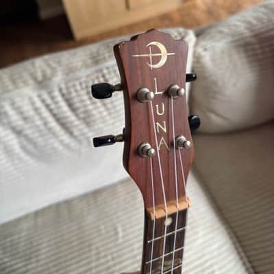 Luna High-Tide Koa Concert Ukulele 2010s - Natural image 4