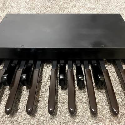 Bass Pedals Synthesizer - No MIDI just BASS , Simple Operation - see Video - Free US Ship ! image 2