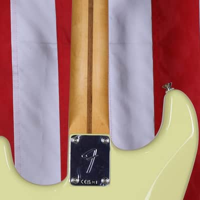 Fender Player II Stratocaster - Hialeah Yellow image 6