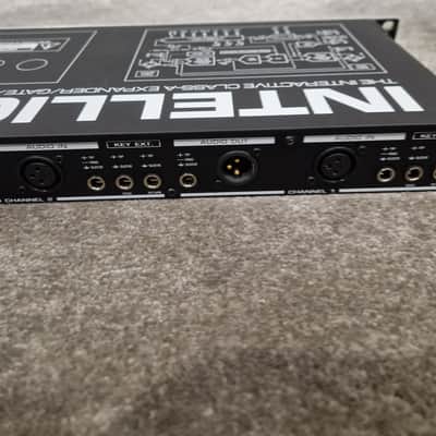 Behringer XR2000 - 12-Channel Feedback Destroyer - Excellent w/ Power Supply image 15