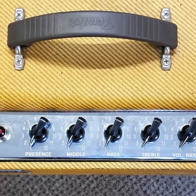 used Fender Bass Breaker Custom Shop 40-Watt 2x12" Combo Amp, Very Good Condition image 6