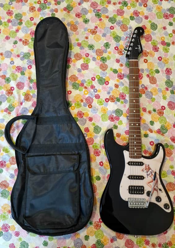 We keep low prices!! Tokai Limited Edition HSS Strat 1984 Black image 1