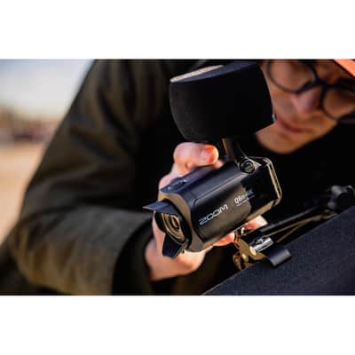 Zoom Q8n-4K Ultra High-Definition Handy Video Recorder with Rechargeable Battery, Battery Charger, BTA-1 Bluetooth Adapter and USB 2.0 Type A to Type Mini B Cable image 3