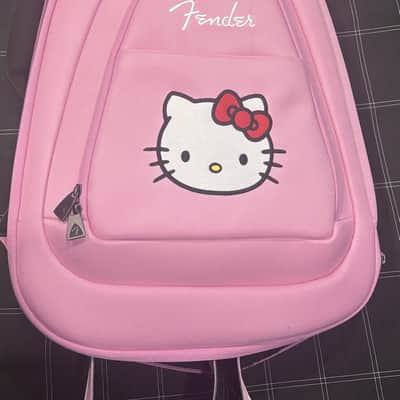 Squier Hello Kitty Stratocaster 2024 - Present - Pink image 10