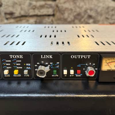 API 2500 Stereo Bus Compressor 2000 - 2019 - Black image 4