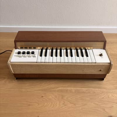 Super Rare Giaccaglia Chord/Reed Organ (Italy, 1950s) – vintage electric organ and harmonium! image 6