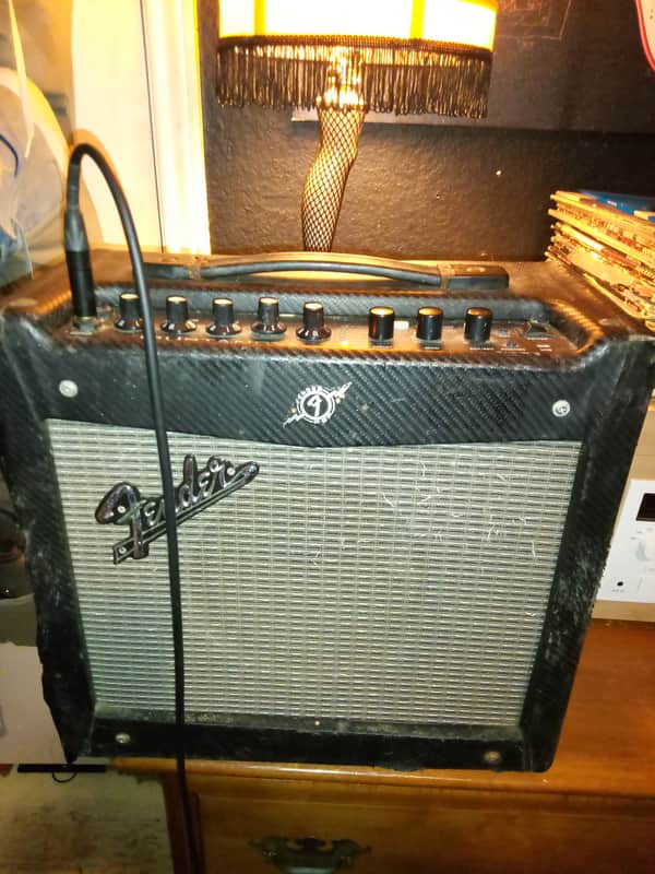 Fender Mustang I 20-Watt 1x8