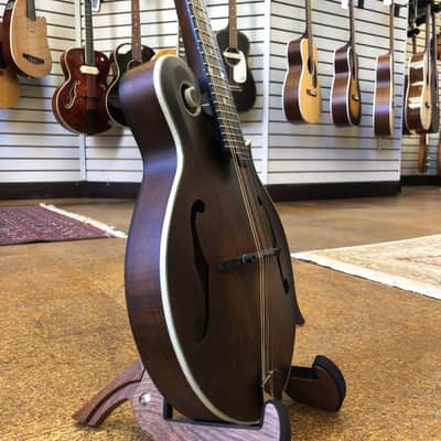 Eastman MD315 F-Style Mandolin Classic Finish w/Padded Gig Bag image 2