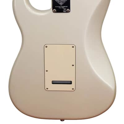 Fender 60th Anniversary Limited Standard Stratocaster with Maple Fretboard 2006 - Blizzard Pearl image 4