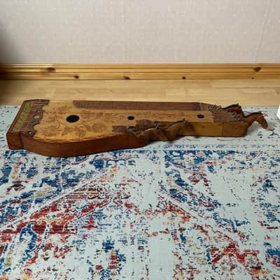 Antique Hungarian Zither Csikófejes Citera with horses (1800-1900s) image 4