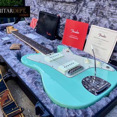 ✭PRISTINE!✭2018 Fender American JAZZ TELE ✭ Parallel Universe ✭ SURF GREEN ✭ Jazzmaster ✭ COA ✭ OHSC image 3