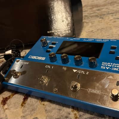 Boss SY-300 Guitar Synthesizer 2015 - Present - Blue