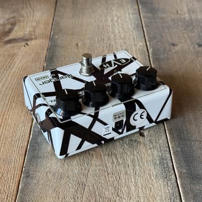 MXR EVH117 Van Halen Flanger Pedal image 2