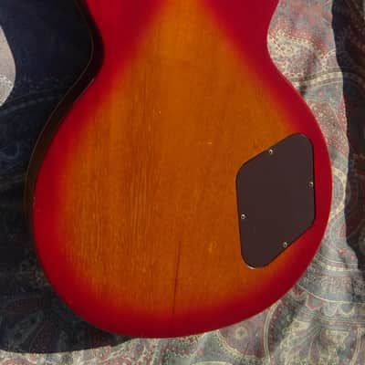 Gibson Les Paul Deluxe  LEFTY 1981 Cherry Sunburst image 13