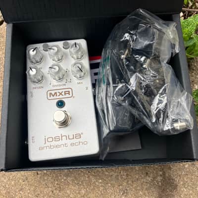 MXR M309 Joshua Ambient Echo 2024 - Present - White image 3