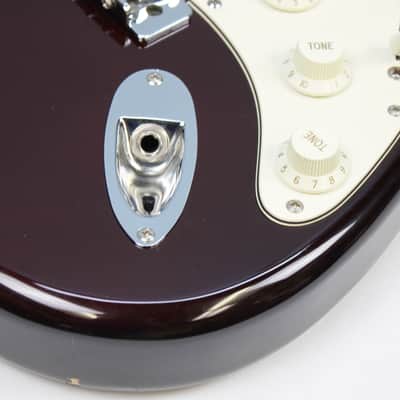 Squier Stratocaster Gold Label - Made in Korea 1997 - Dark Midnight Wine image 3