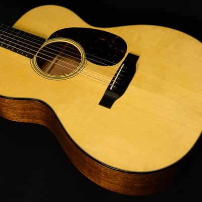 Martin Guitars Custom Shop 000-18 image 4