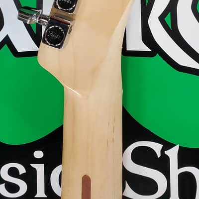 2022 Fender Player Telecaster Left-Handed w/ Maple Fretboard - 3-Color Sunburst image 4