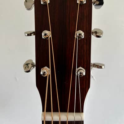 Martin 0-10E Retro Jason Isbell Signature 2025 - Present - Natural image 6