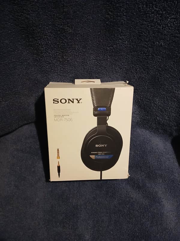 Sony MDR-7506 Studio Headphones 2010s - Black image 1