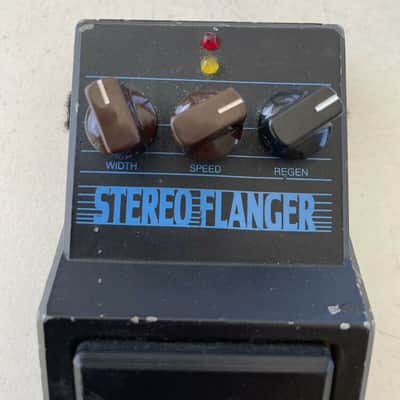 MXR M-203 Stereo Flanger Analog 2000 Series Rare Vintage Guitar Effect Pedal image 3