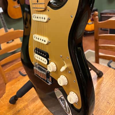 2021 Fender American Ultra Stratocaster HSS with Maple Fretboard Texas Tea image 6