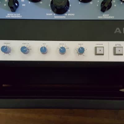 Solid State Logic XLogic G Series 1U Stereo Compressor 2014 - 2021 - Silver image 2