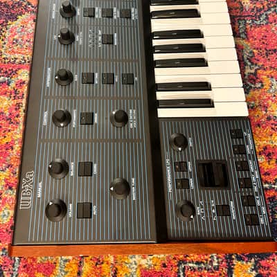 Behringer UB-Xa 16-Voice 61-Key Synthesizer 2023 - Present - Blue with Wood Sides image 6