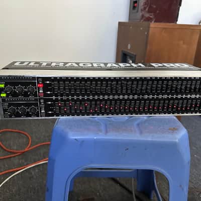 Behringer Ultragraph Pro FBQ3102 31-Band Stereo Graphic EQ 2000s - Black image 1