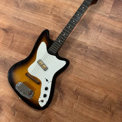 Harmony H14 Silhouette / Bobkat 1963 - 1973 - Sunburst image 1
