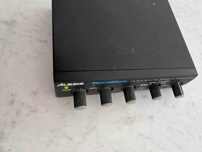 Alesis Nanoverb 18-Bit Digital Effects Processor 1990s - Black