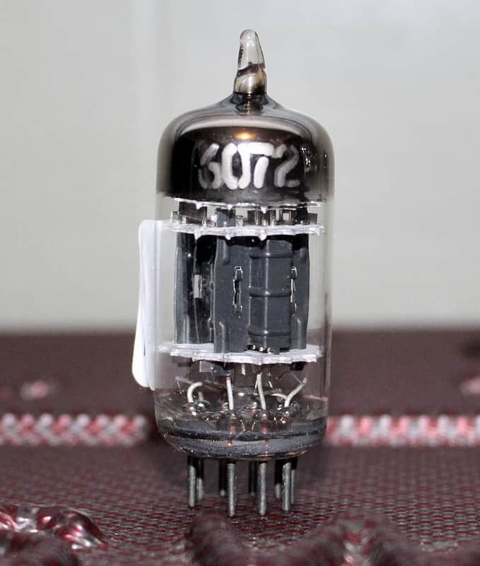 GE GL 6072 12AY7 TIGHT BALANCE BLACK PLATE S ROD TRIPLE MICA D GETTER TEST NOS++ VINTAGE 1950's image 1