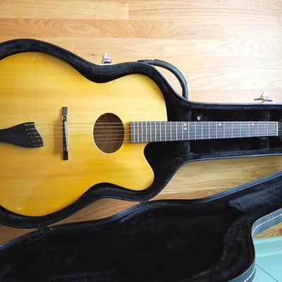 Yunzhi - Carved Oval Hole Archtop in Blonde / Natural w/ K&K Pure Archtop Pickup image 13