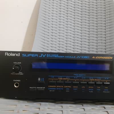 Roland JV-1080 64-Voice Synthesizer Module 1994 - 2001 - Black image 3