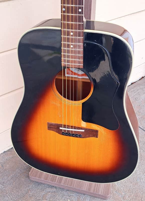GIBSON J45 DELUXE ACOUSTIC GUITAR BURST FINISH W/CASE - 1969 image 1