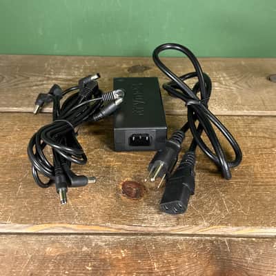Strymon Ojai 5-Output Compact High Current DC Power Supply 2016 - Present - Blue image 8