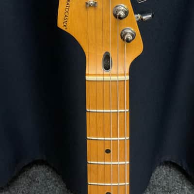 Fender Mexican Standard Stratocaster Left Handed 2010 - Black image 3