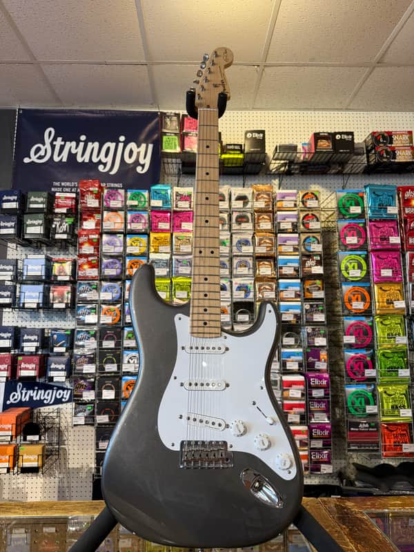 Fender Eric Clapton Artist Series Stratocaster with Vintage Noiseless Pickups 2001 - Present - Pewter