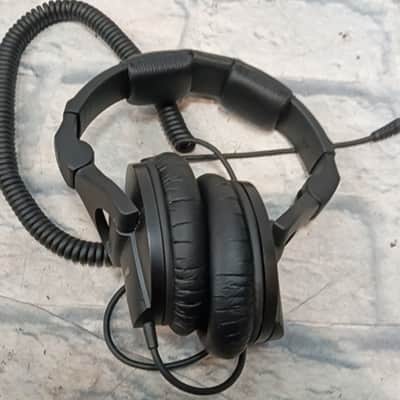 Sennheiser HD280 Pro Studio Headphones image 4