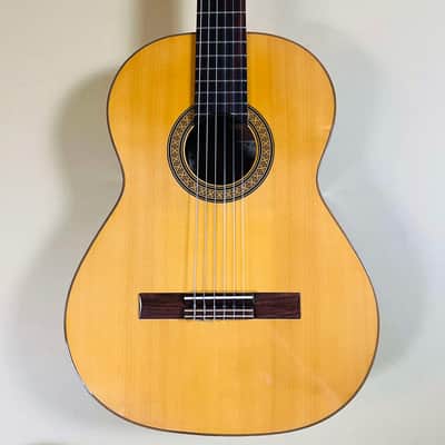 MANUEL FERNANDEZ MF-18S Hand Crafted in Spain - Natural Classical Guitar w/Hard case image 3