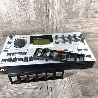End Cheeks for ELEKTRON Machinedrum / Analog Four / RYTM / Octatrack - BLACK - by KZcraftworks - USA image 7