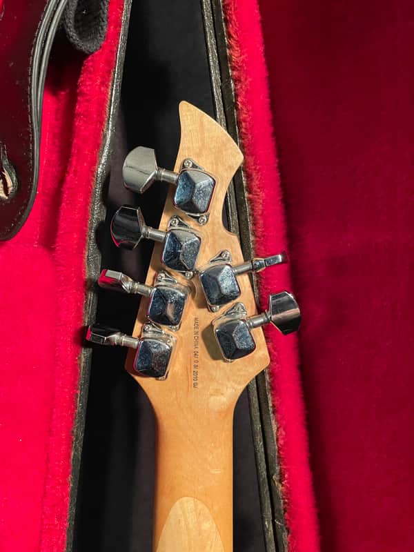 First Act ME276 Mini-V | Reverb