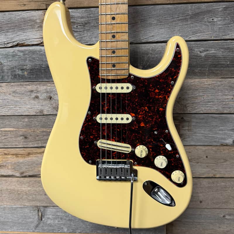 Fender American Standard Stratocaster 60th Anniversary Edition with Maple Fretboard 1996 - 1997 - Vintage White image 1