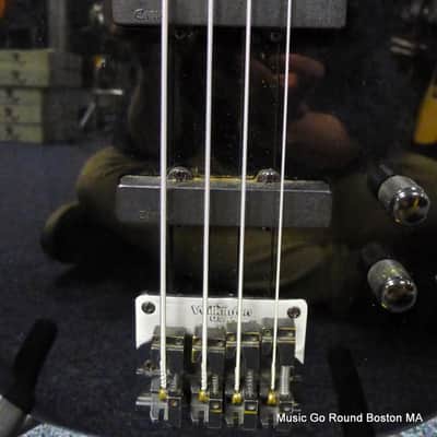 CARVIN LB70 Bass Guitar - with CASE Active pickups FREE SHIPPING! LB-70 image 4