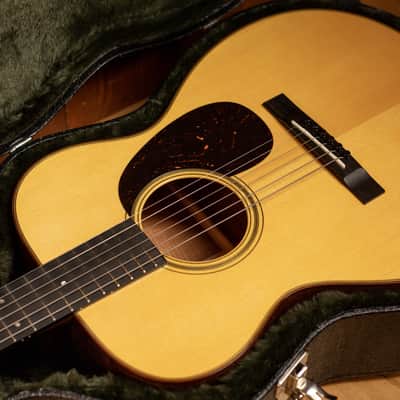 Martin 00-18 14 Fret Custom Shop 2022 - Mahogany & Engelmann Spruce image 7